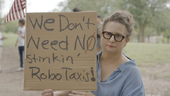 特斯拉在得州奥斯汀遭遇抗议活(🎽)动：反对马斯克Robotaxi计划